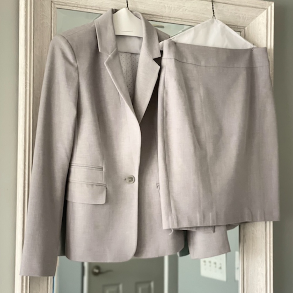 Gray Express Twill Pencil Skirt Suit